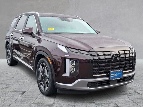 Used 2023 Hyundai Palisade Limited image 1