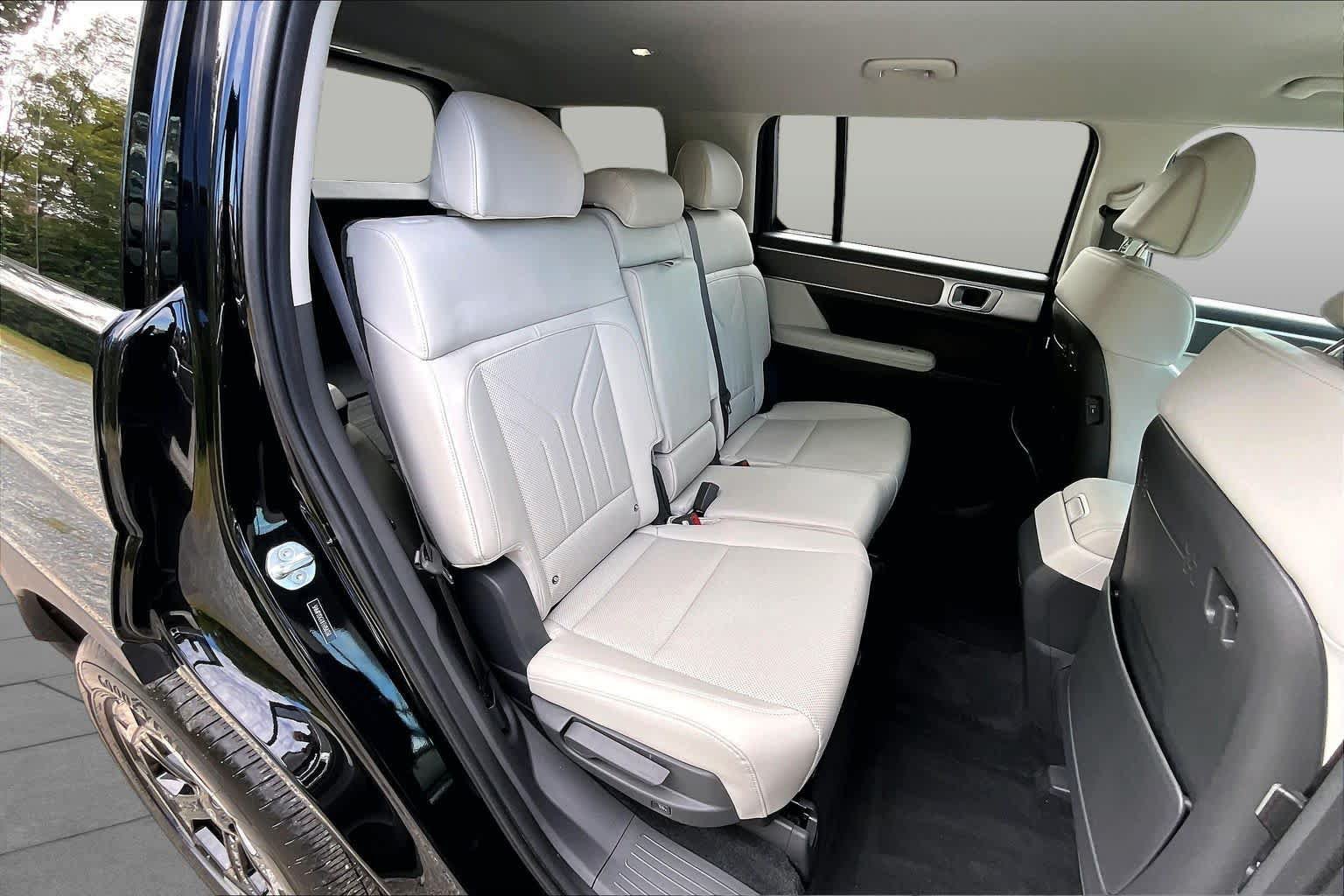 Used 2026 Hyundai Santa Fe SEL AWD/4WD image 21