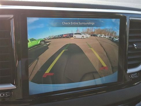 New 2026 Chrysler Voyager LX image 13