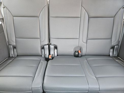 New 2026 GMC Yukon Elevation w/ Elevation Premium Package AWD/4WD image 21