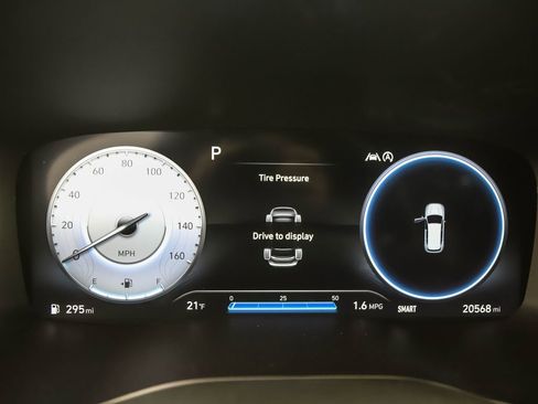 Used 2023 Hyundai Santa Fe Calligraphy image 14