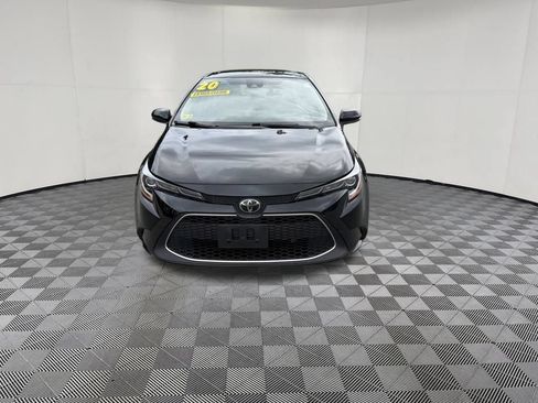 Used 2020 Toyota Corolla XLE FWD image 2