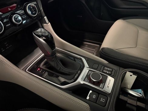 Used 2023 Subaru Forester Limited image 11