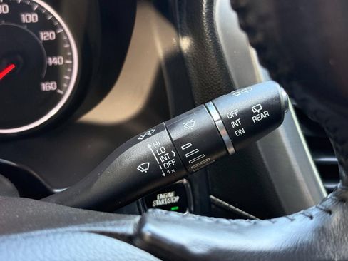 Used 2017 GMC Acadia SLT AWD/4WD image 42