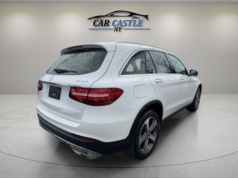 Used 2019 Mercedes-Benz GLC 300 GLC 300 w/ Multimedia Package image 8