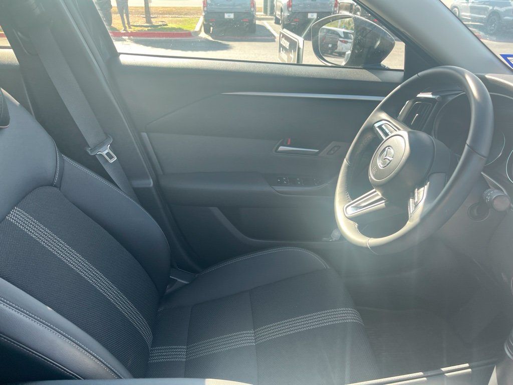 Used 2025 MAZDA CX-50 AWD 2.5 S w/ Weather Package image 4