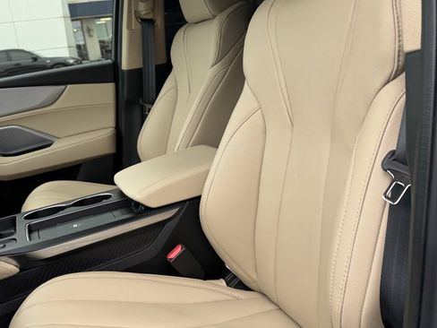 Used 2026 Acura MDX SH-AWD image 10