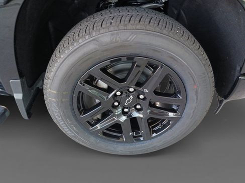 New 2025 Chevrolet Silverado 1500 Custom image 29