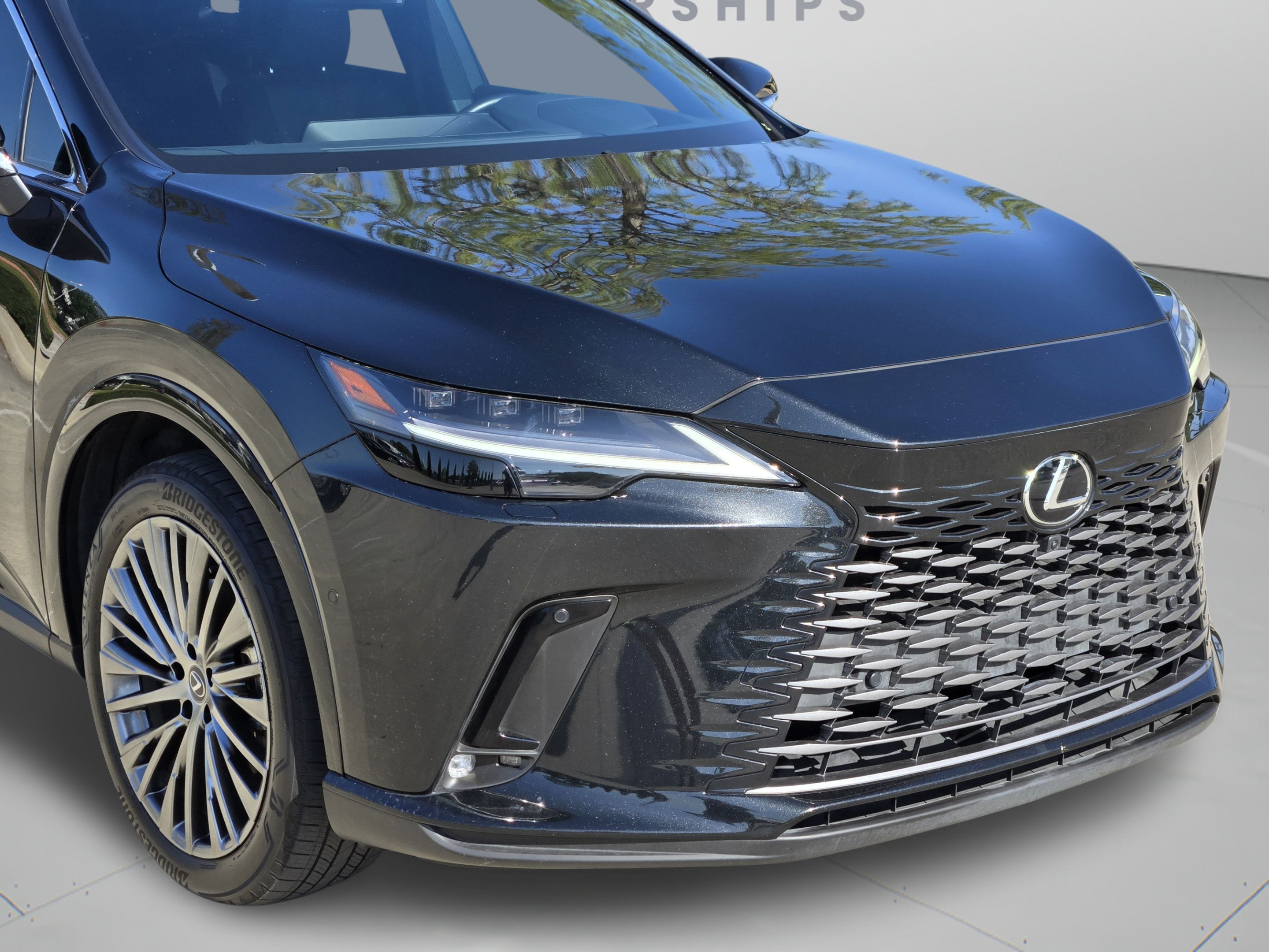 Certified 2025 Lexus RX 450h AWD w/ Convenience Package image 33