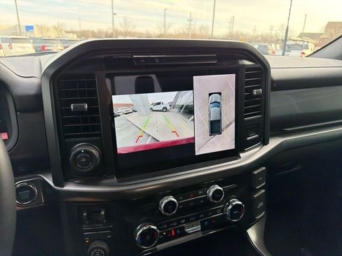 Used 2025 Ford F150 Lariat w/ Equipment Group 501A Mid image 11