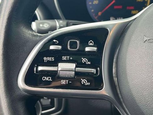 Used 2020 Mercedes-Benz GLC 300 image 25