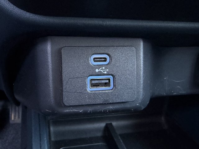 Used 2023 Ford Maverick XL FWD image 19