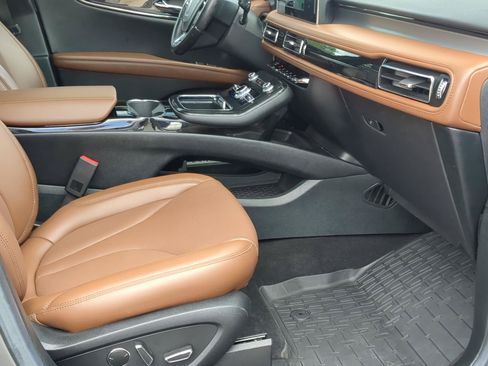Used 2023 Lincoln Nautilus Reserve w/ Luxury Package FWD image 23