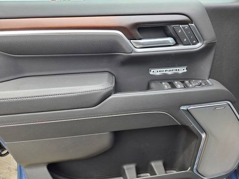 New 2026 GMC Sierra 1500 Denali w/ Denali Reserve Package AWD/4WD image 11