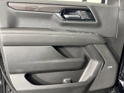 New 2026 GMC Yukon Elevation w/ Elevation Premium Package image 8