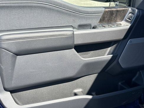 New 2026 Ford F250 Lariat w/ Black Appearance Package image 12