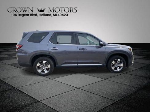 Used 2025 Honda Pilot EX-L image 10