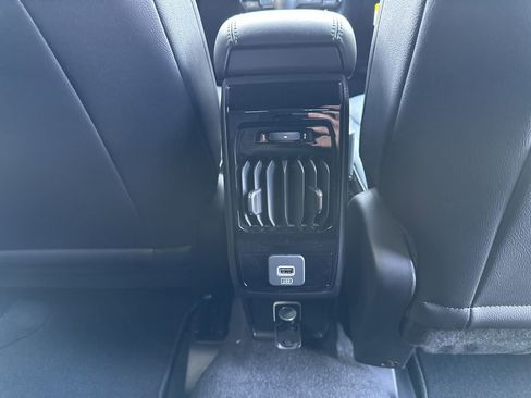 New 2026 Jeep Compass Latitude image 43