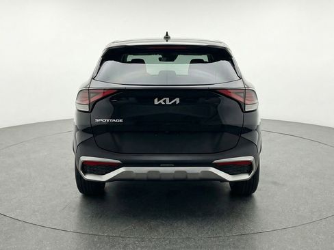 Used 2025 Kia Sportage LX FWD image 7