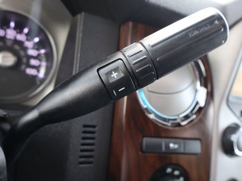 Used 2015 Ford F250 Lariat w/ Lariat Ultimate Package image 34