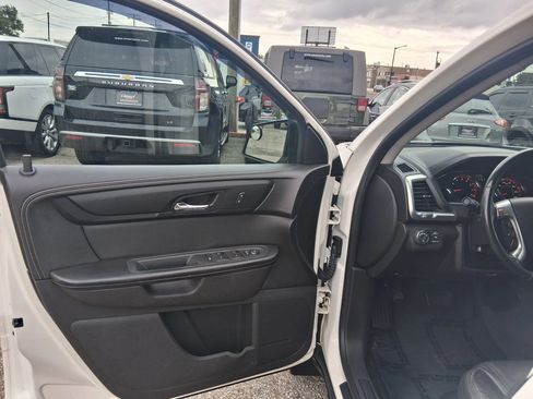 Used 2013 GMC Acadia SLE FWD image 11