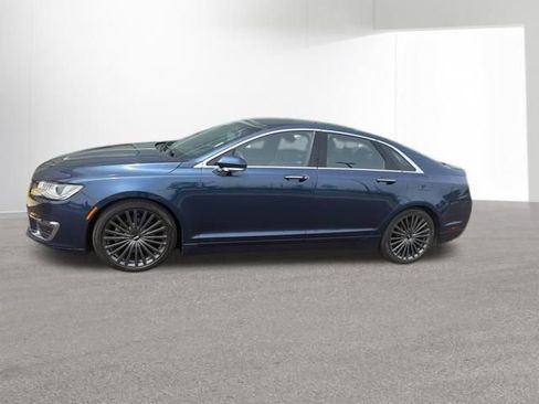 Used 2017 Lincoln MKZ Reserve FWD image 2