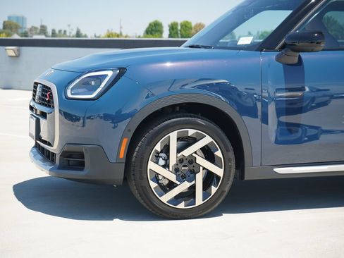 New 2027 MINI Cooper Countryman S w/ Comfort Package Max AWD/4WD image 2