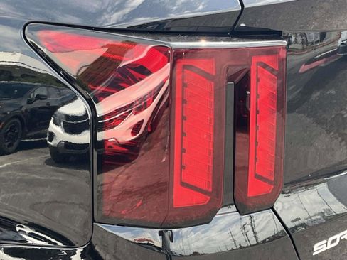 New 2026 Kia Sorento LX FWD image 32