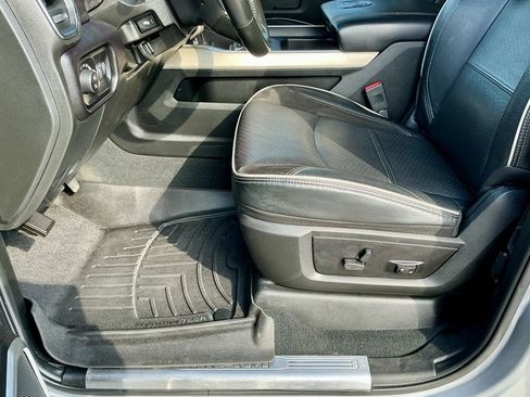 Used 2022 RAM 2500 Laramie w/ Chrome Appearance Group image 42