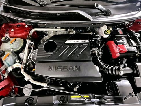 Used 2023 Nissan Rogue SL w/ SL Premium Package image 9