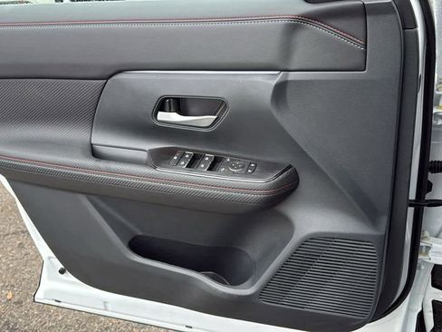 New 2026 Nissan Kicks SR w/ SR Premium Package image 20