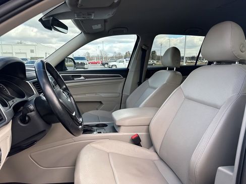 Used 2018 Volkswagen Atlas SE image 24