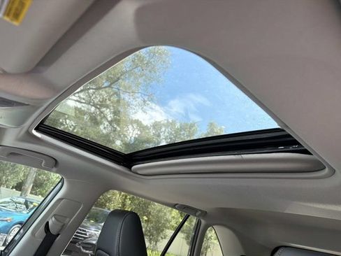 Certified 2020 Toyota RAV4 Limited FWD image 31