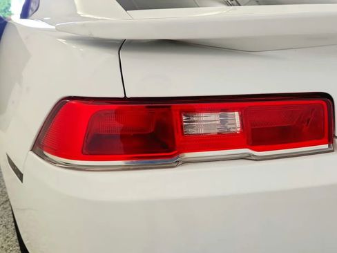 Used 2015 Chevrolet Camaro SS image 15