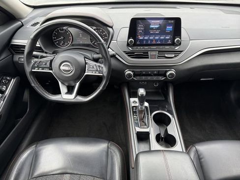 Certified 2024 Nissan Altima 2.5 SR FWD image 4