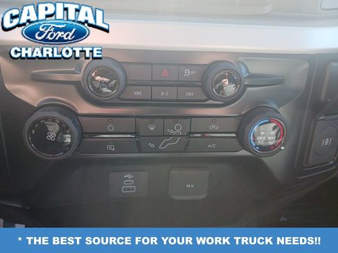 New 2026 Ford F250 XL w/ XL Chrome Package RWD image 20