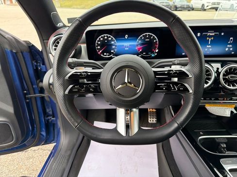 Certified 2025 Mercedes-Benz CLA 250 4MATIC image 15