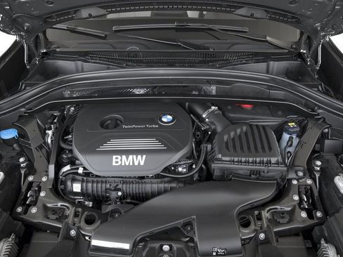 Used 2017 BMW X1 xDrive28i AWD/4WD image 13