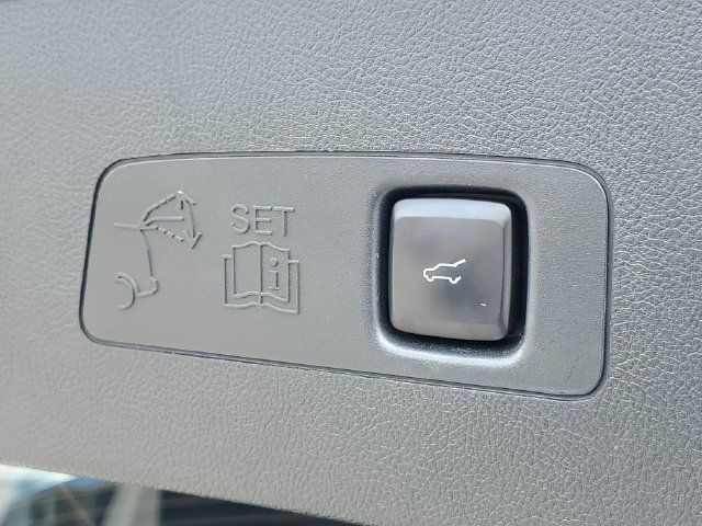 Used 2020 Lincoln Corsair Reserve w/ Equipment Group 201A AWD/4WD image 9