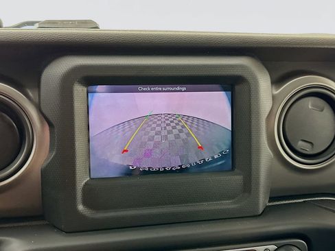 Used 2021 Jeep Wrangler Unlimited Sport image 18