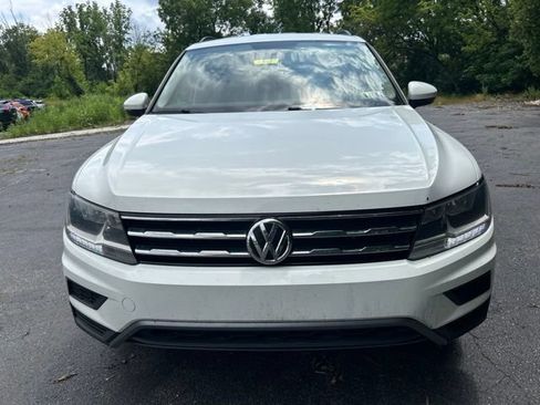 Used 2018 Volkswagen Tiguan S w/ 3rd Row Seat Package AWD/4WD image 9