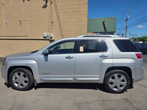 Used 2014 GMC Terrain Denali w/ Cargo Package AWD/4WD image 2