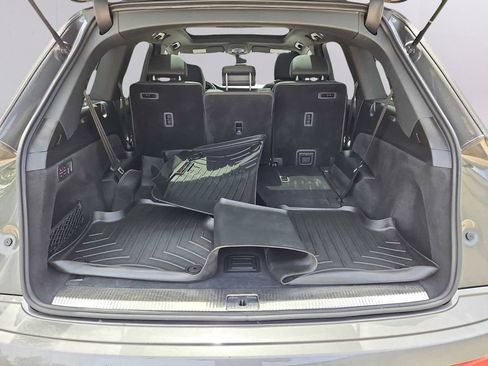 Used 2022 Audi Q7 2.0T Premium Plus w/ Premium Plus Package AWD/4WD image 36