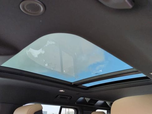 Certified 2025 Land Rover Defender 110 S image 19