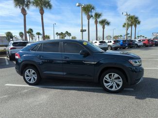 Used 2020 Volkswagen Atlas Cross Sport SE video 2