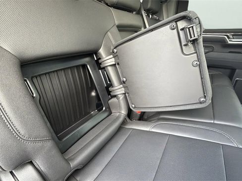 Used 2025 Chevrolet Silverado 2500 LTZ w/ LTZ Premium Package image 47