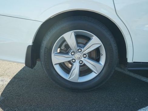 Used 2018 Honda Odyssey EX-L image 39