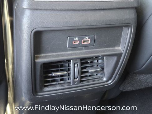 Used 2022 Nissan Murano SV image 12