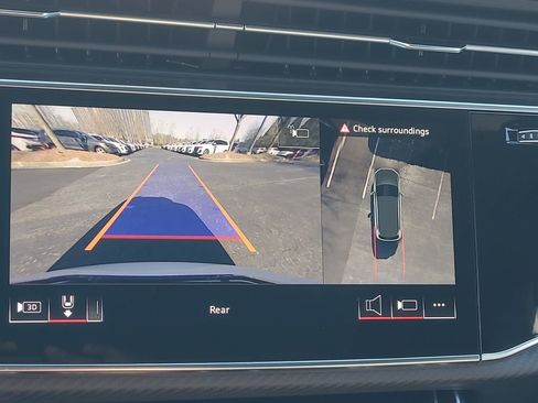 New 2026 Audi SQ7 Premium Plus image 10