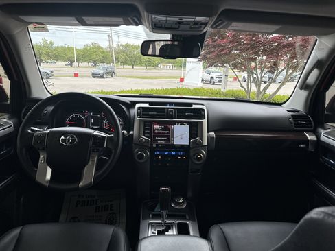 Certified 2023 Toyota 4Runner Limited AWD/4WD image 26